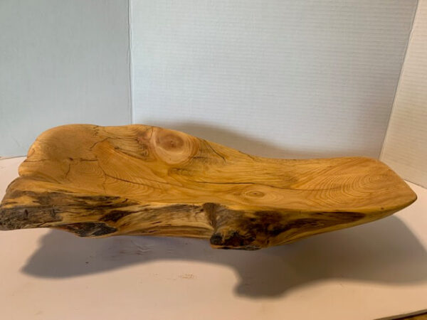 Hand-carved Natural Fir Bowl - Image 2